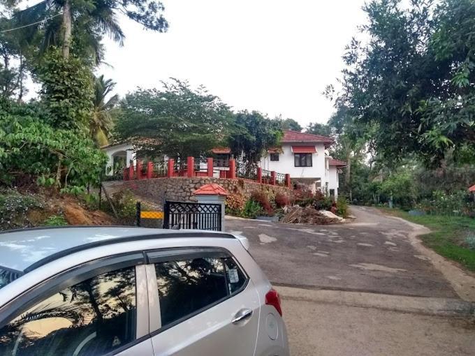 Emerald Castle Villa Madikeri Extérieur photo